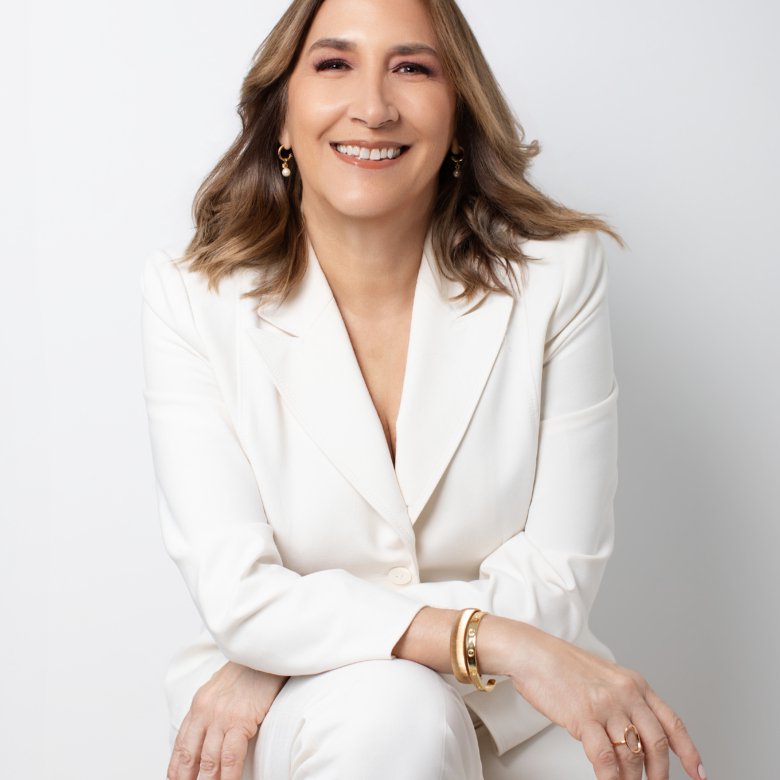 Ana María Pol